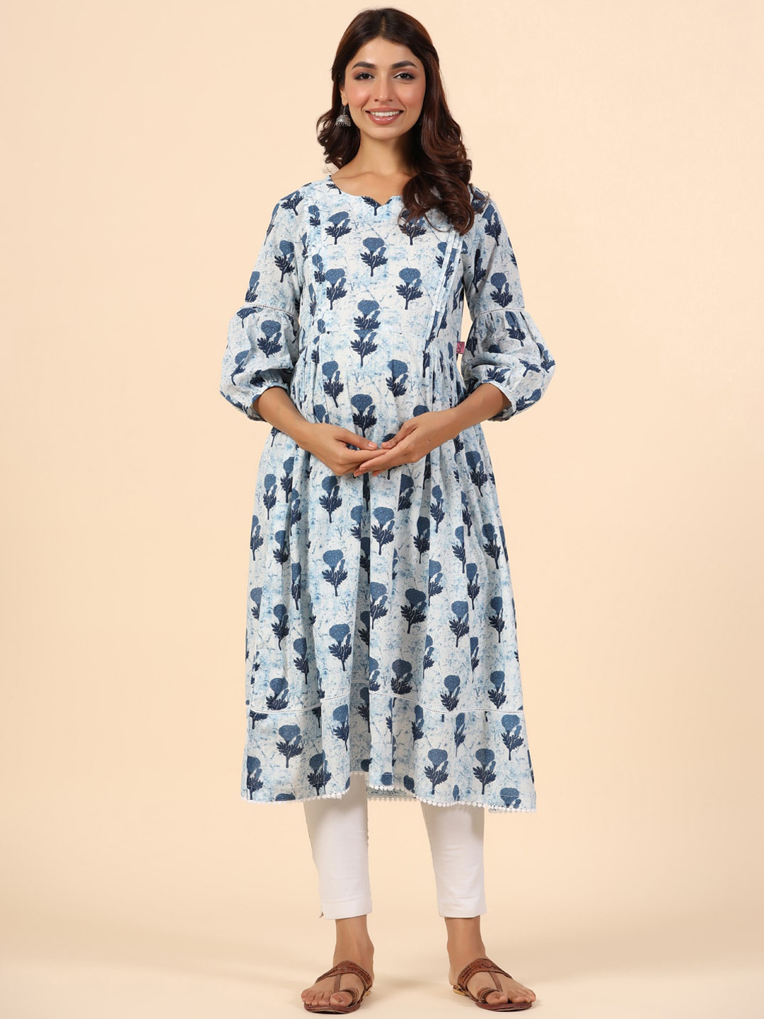 Ikk Kudi by Seerat Floral Printed Puff Sleeves Anarkali Maternity Cotton Kurta