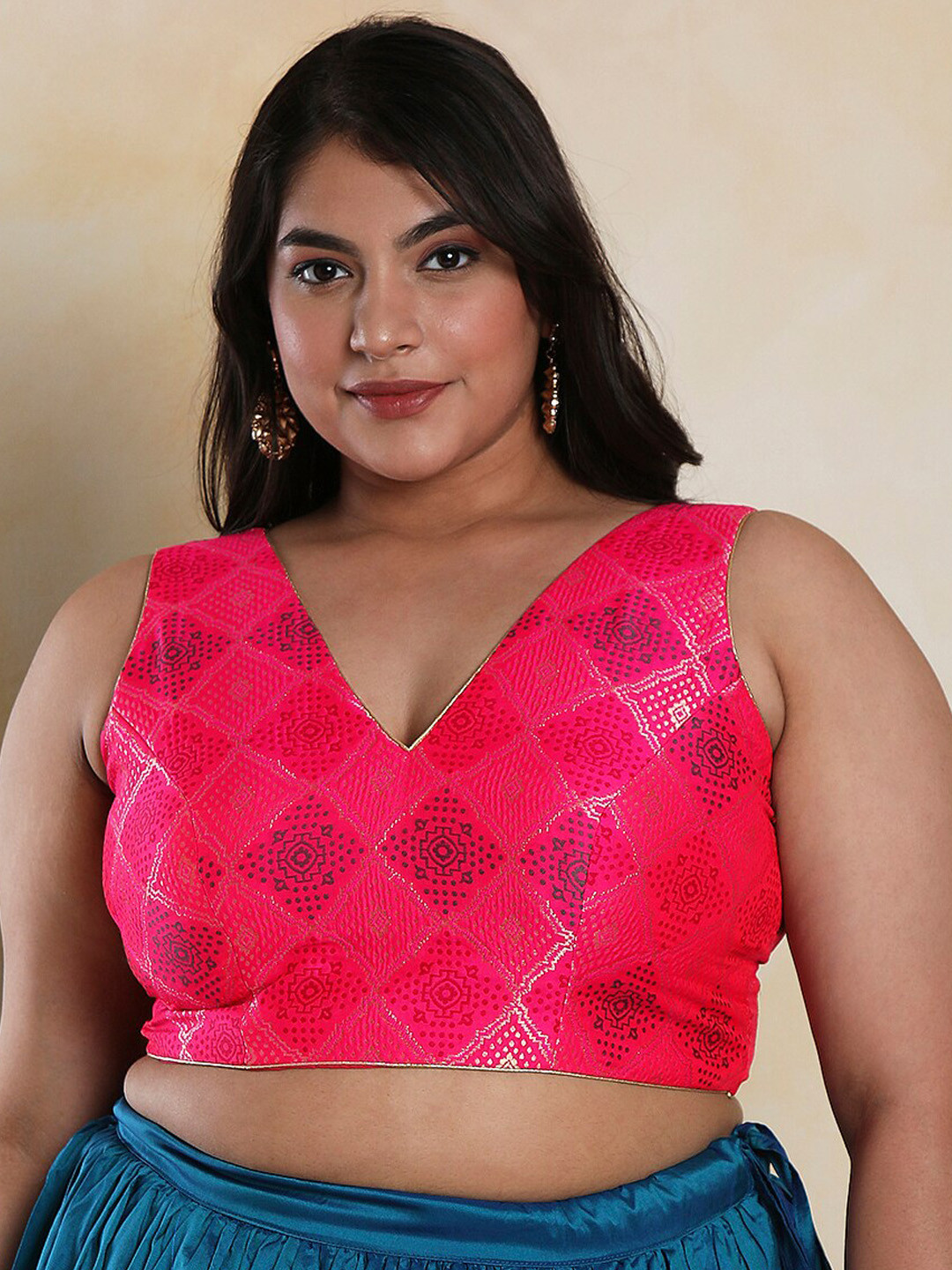 SALWAR STUDIO V- Neck Woven-Designed Brocade Readymade Saree Blouse With Tie-Ups