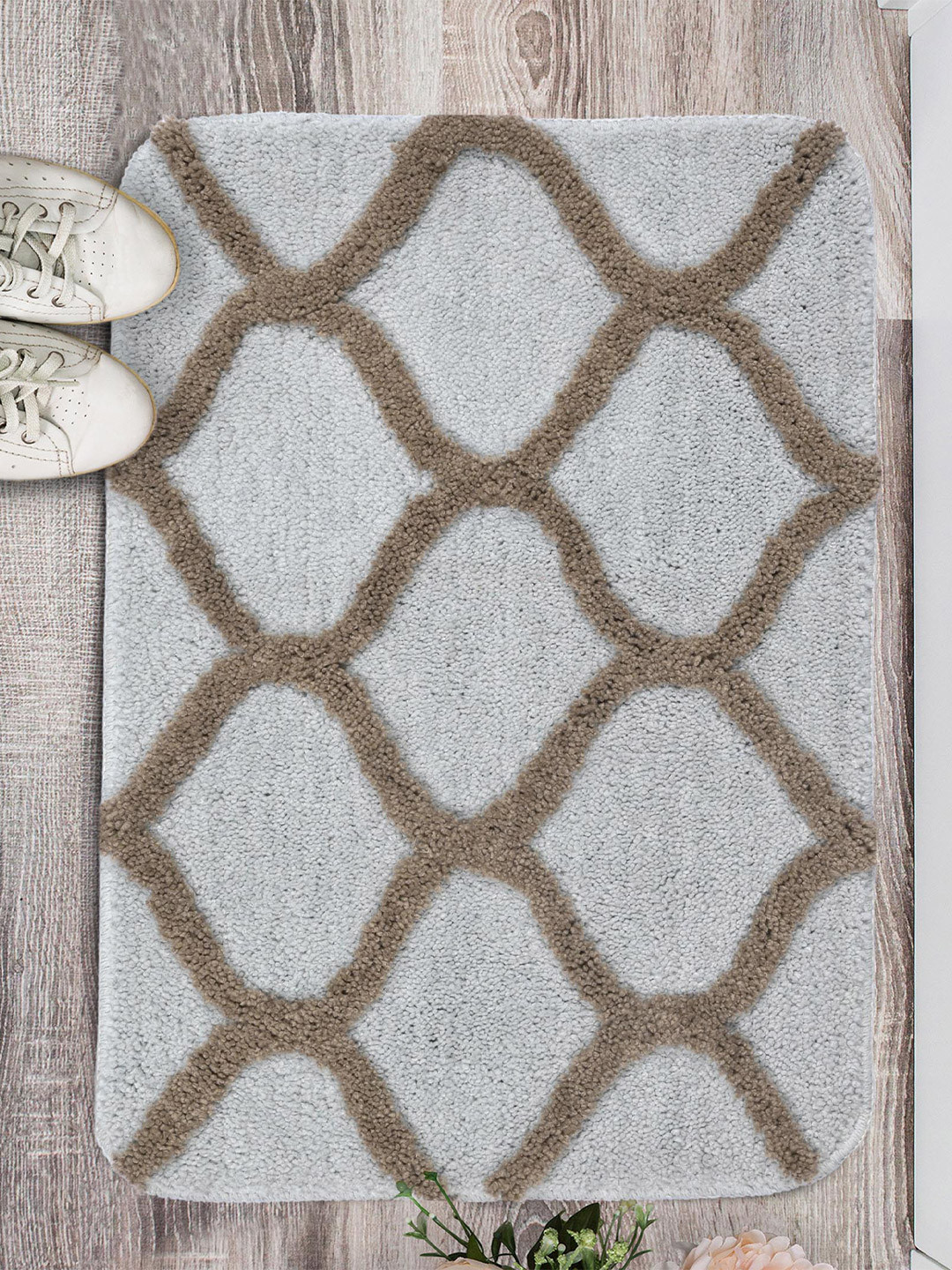 Saral Home Grey Textured Bath-Door Mat