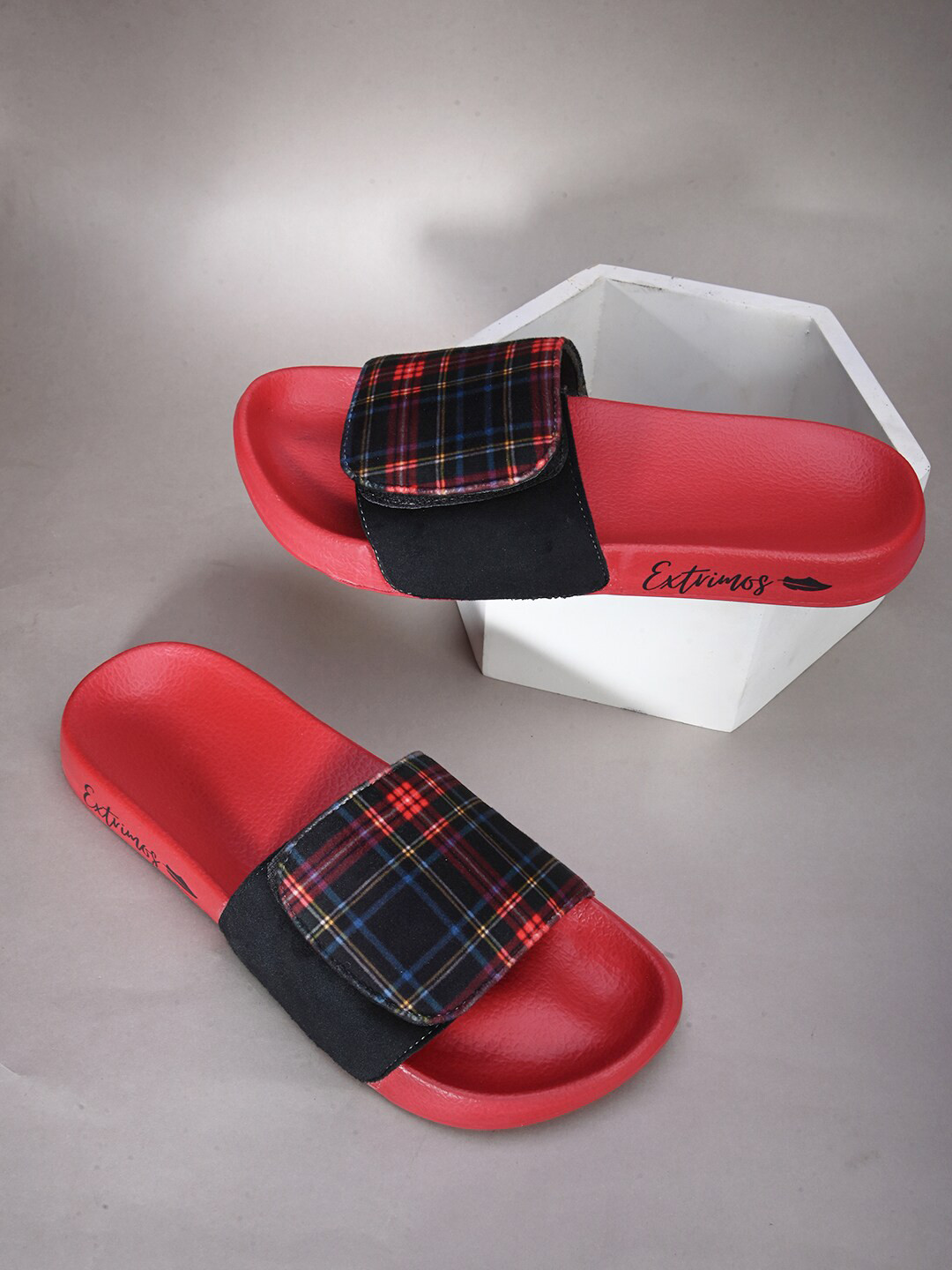EXTRIMOS Men Checked Adjustable Strap Lightweight Synthetic Sliders