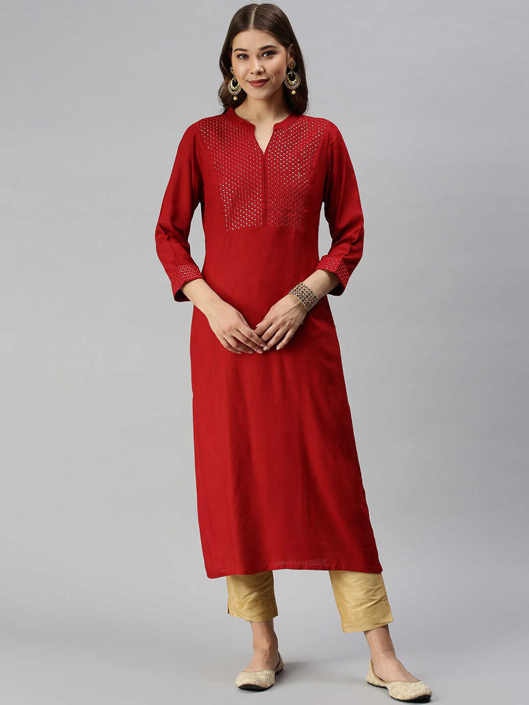 SHOWOFF Floaral Yoke Design Thread Work Straight Kurta