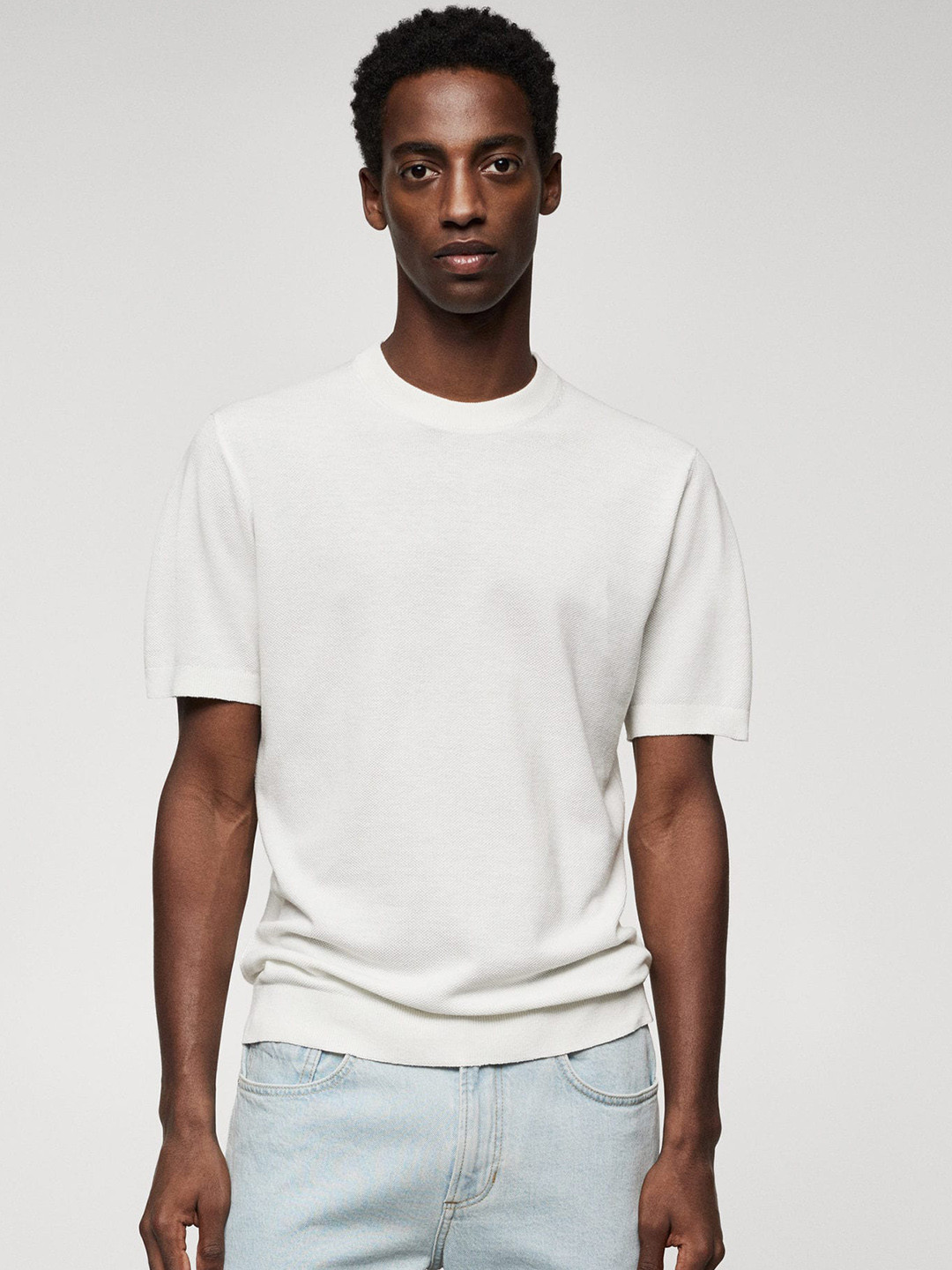 MANGO MAN Textured T-shirt