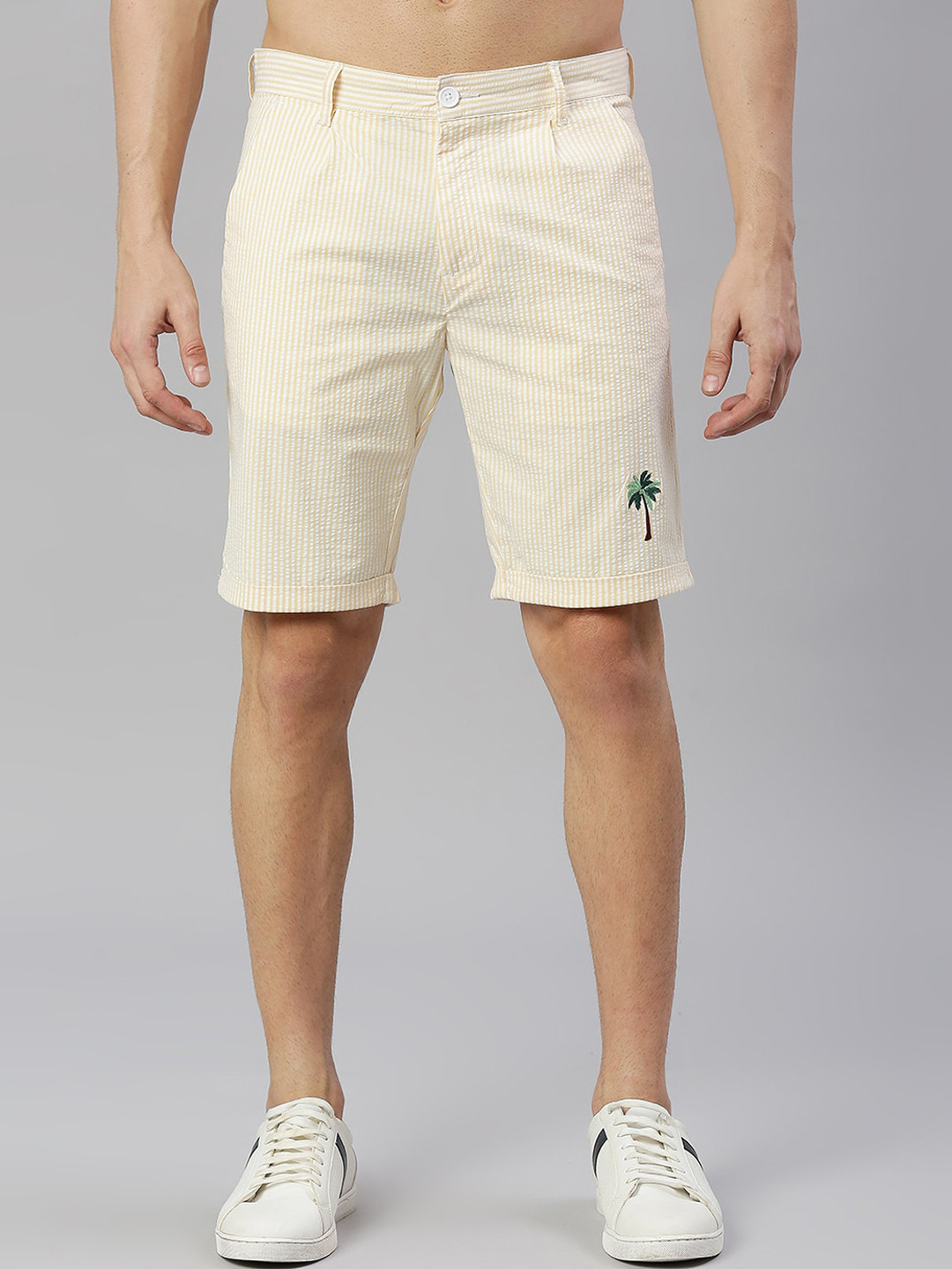 Thomas Scott Men Mid-Rise Slim Fit Shorts
