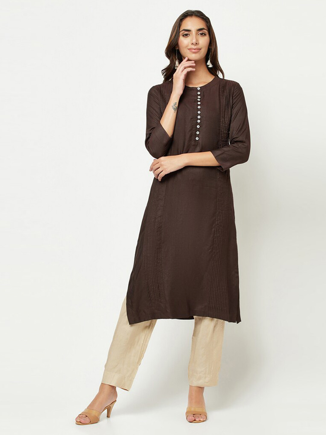 BARARA ETHNIC Round Neck Pleated Pure Cotton Straight Kurta