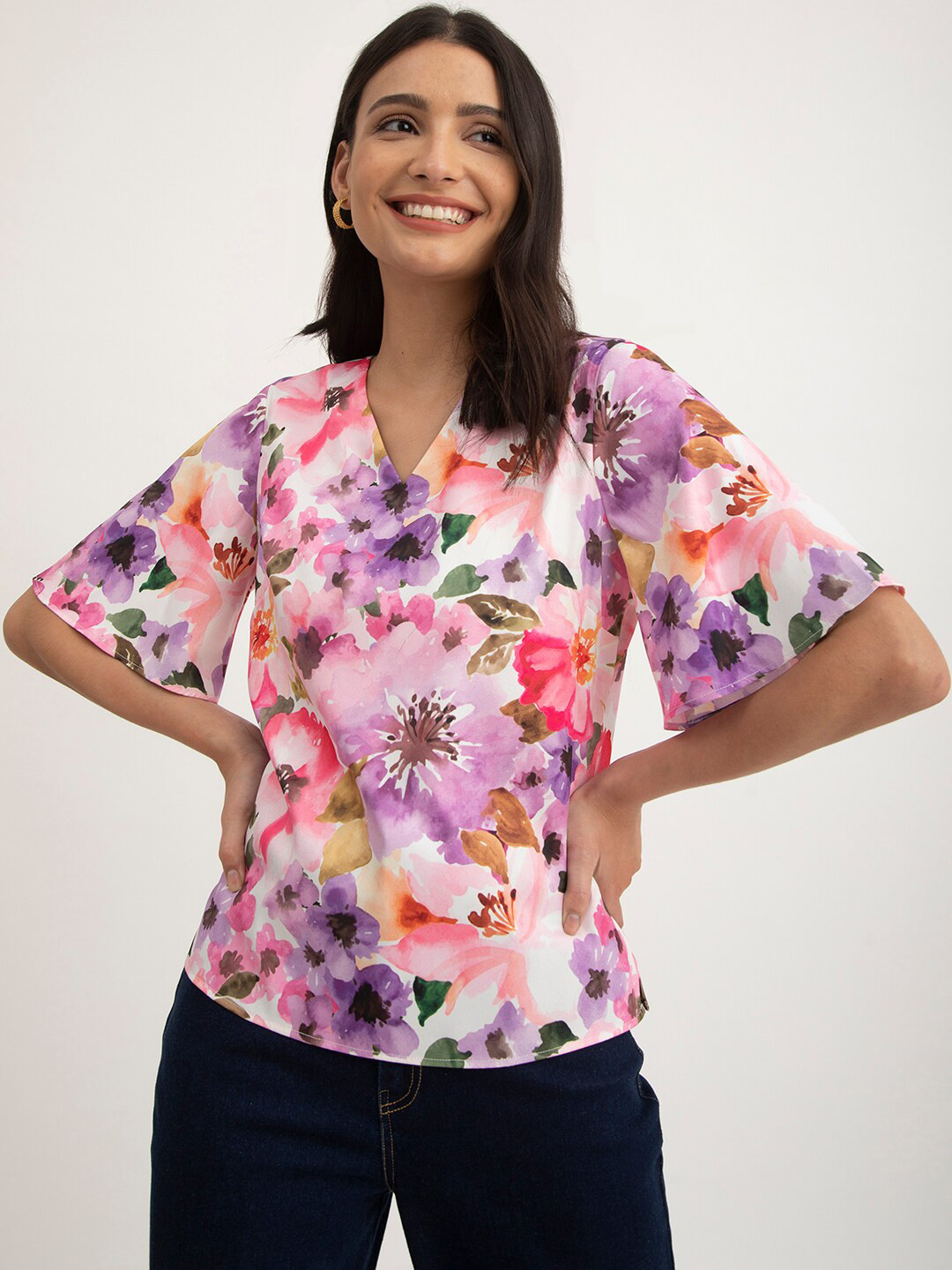 FABLE STREET Floral Printed V-Neck Flared Sleeve Top
