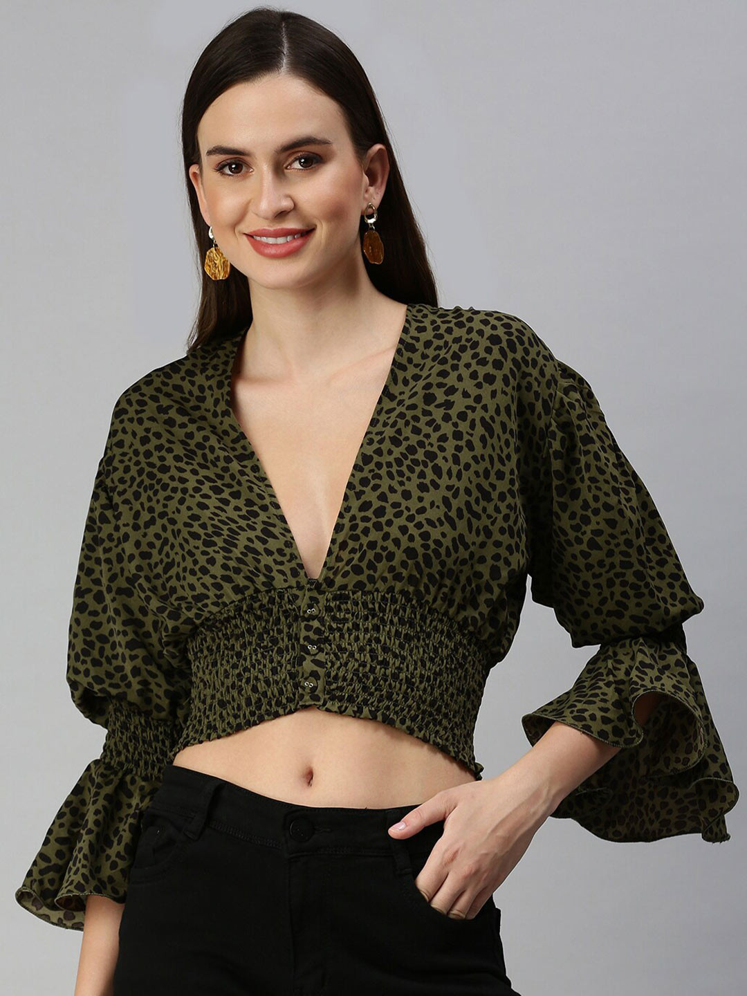 SHOWOFF Animal Print V-Neck Bell Sleeve Crepe blouson Crop Top
