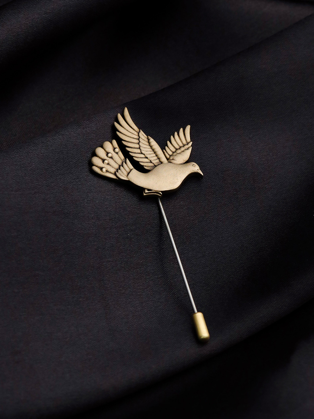 COSA NOSTRAA Men Flying Bird Lapel Pin Brooch