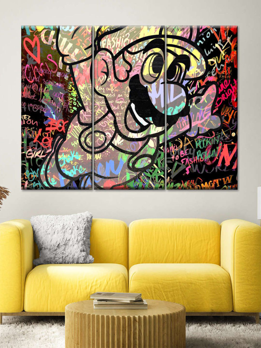 POSTERS AND TRUSS 3-Pcs Black & Red Super Mario Graffiti Printed Framed Wall Art