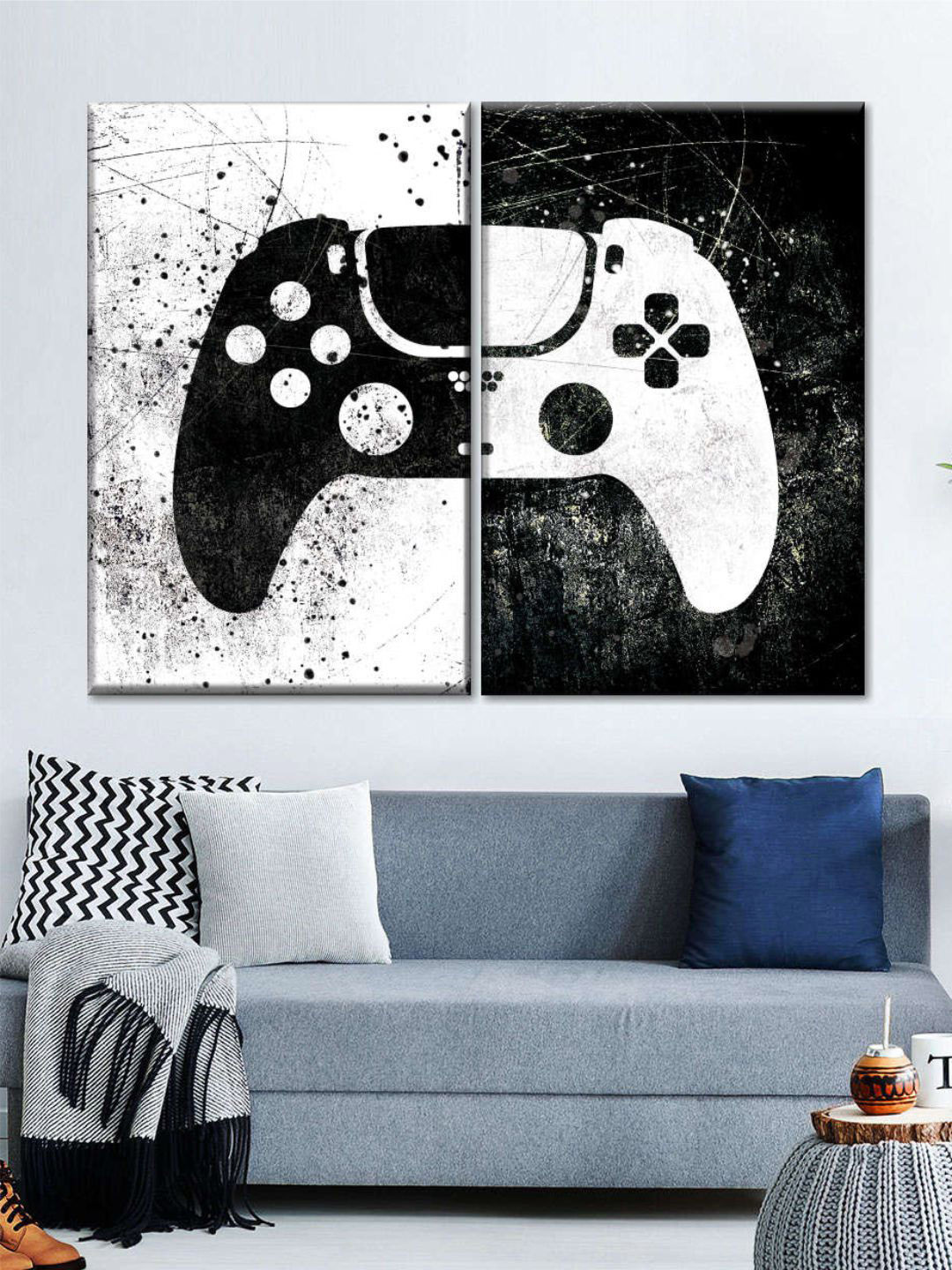 POSTERS AND TRUSS Grunge Game Controller Canvas 2 Piece Paintings Wall Art - 30 x 20In