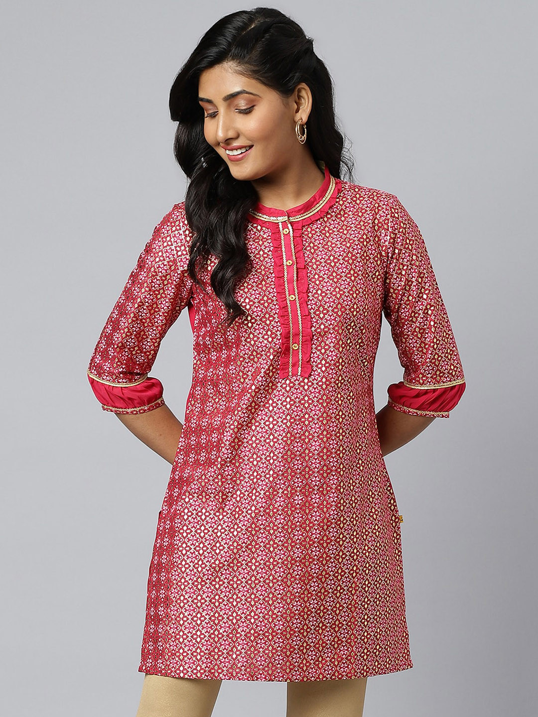 AURELIA Ethnic Motifs Printed Sequinned Mandarin Collar Kurtis