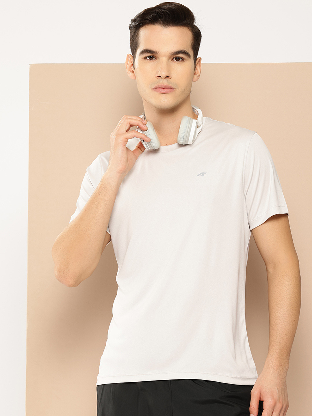 Alcis Men Anti-Static Soft-Touch Slim-Fit Sports for All Round Neck T-Shirt