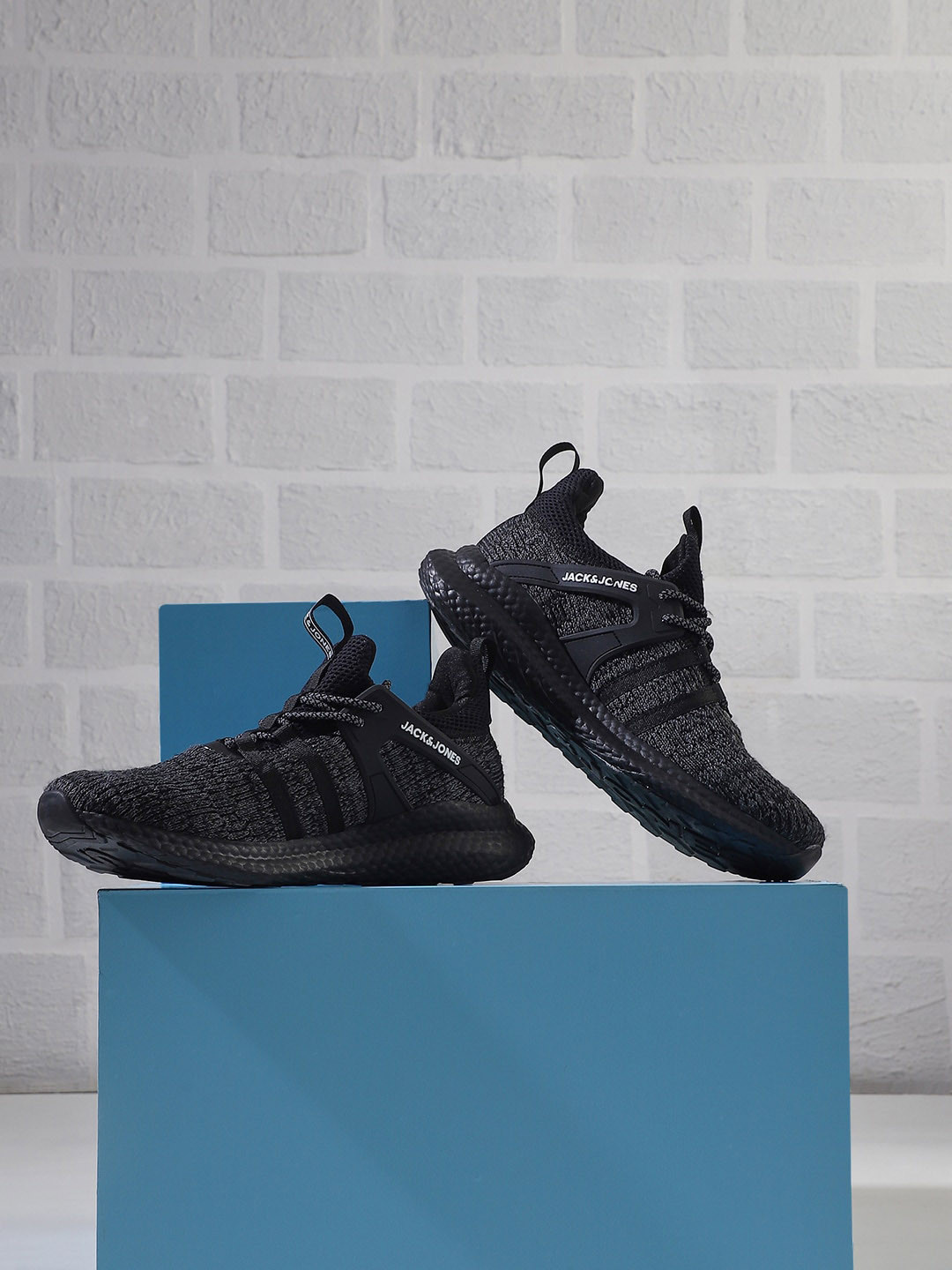 Jack & Jones Men Woven Design Sneakers