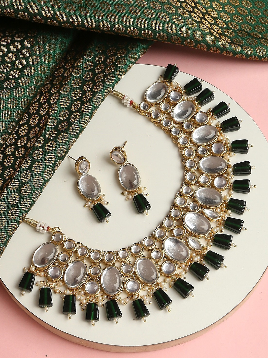 OOMPH Kundan-Studded & Beaded Jadau Jewellery Set