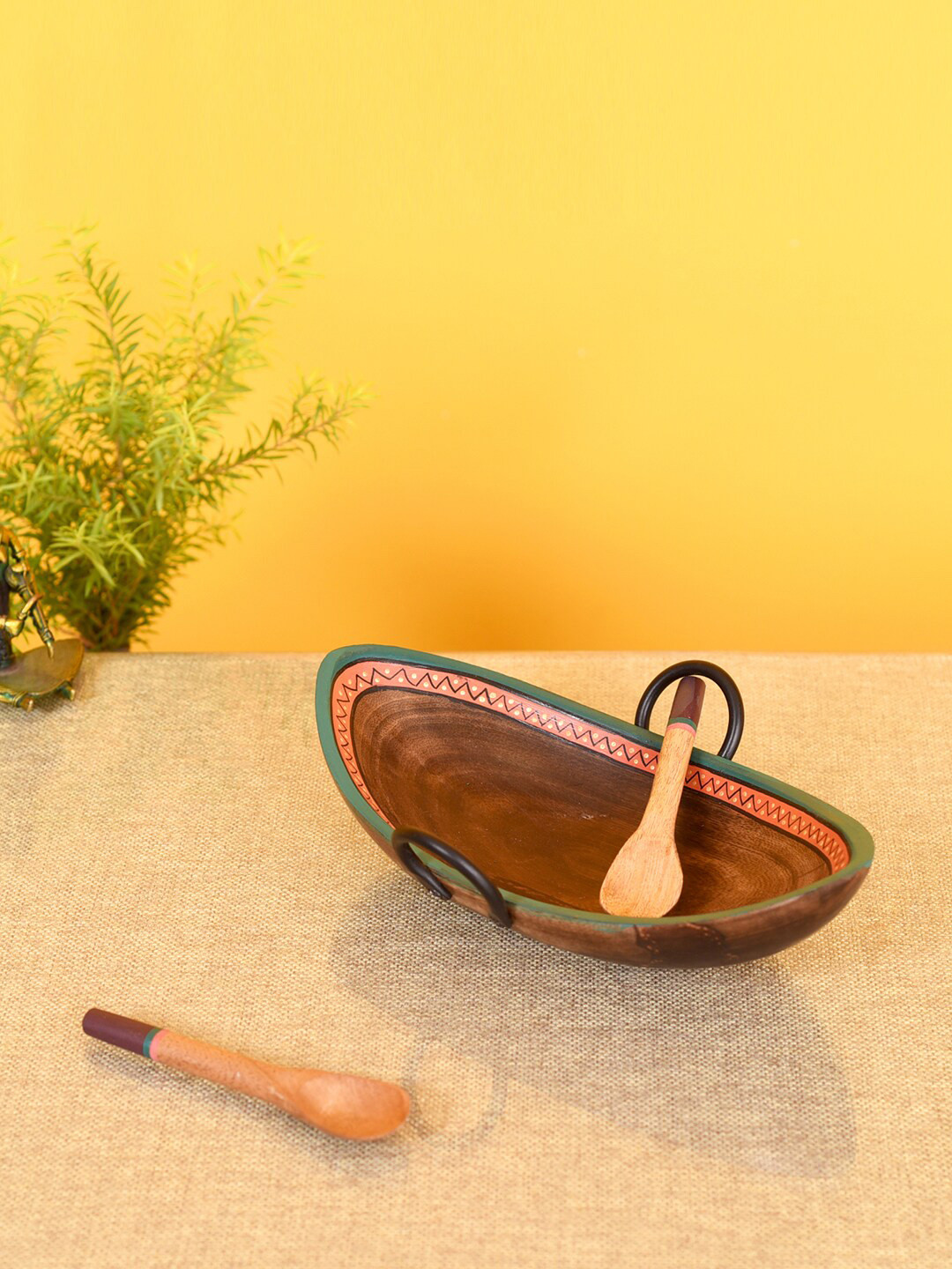 AAKRITI ART CREATIONS Leaf Of Nature Brown & Green Printed Wooden Serving Platter With Spoon
