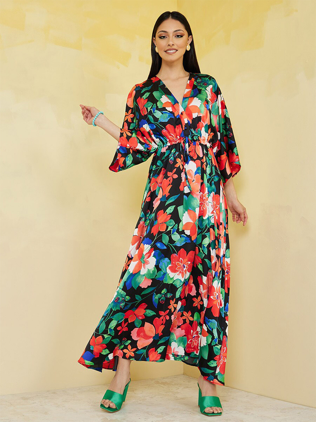 Styli Black Floral Printed Kimono Sleeve Maxi Dress