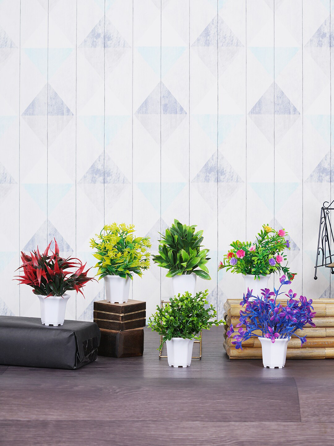 Dekorly Green & White 6 Pcs Decorative Artificial Plants With Pot