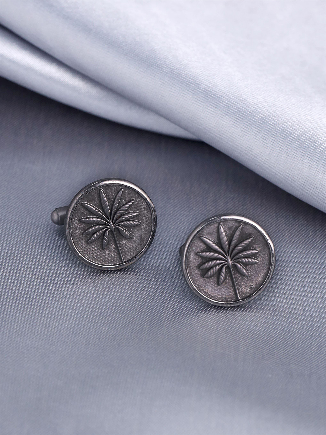 COSA NOSTRAA Engraved Round Floral Cufflinks