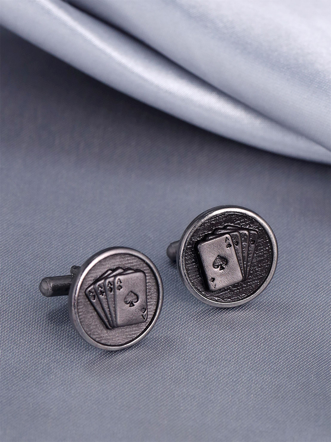 COSA NOSTRAA Engraved Round Shaped Aces Rule Cufflinks