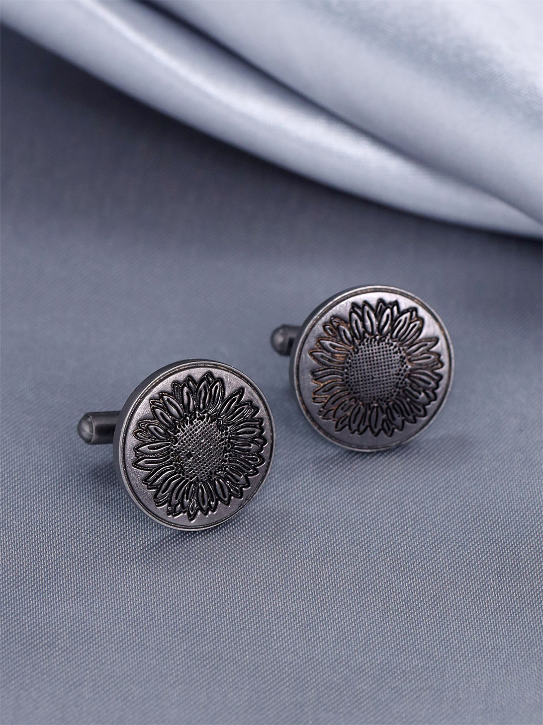 COSA NOSTRAA Men Round Sunflower Glitter Cufflinks