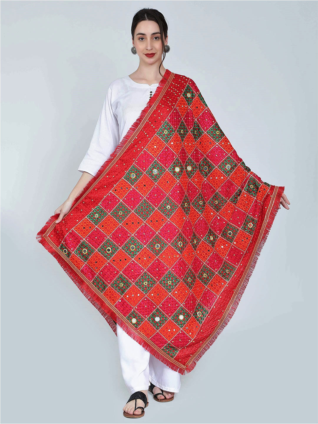 Moda Chales Embroidered Dupatta with Phulkari