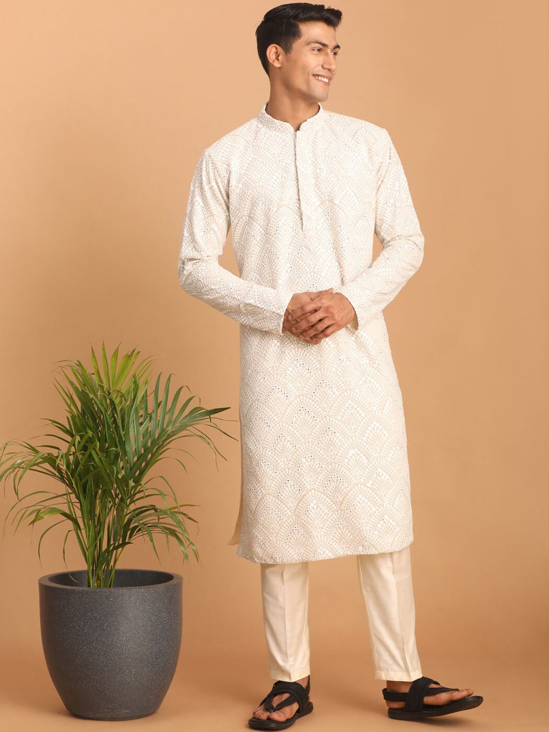 VASTRAMAY Embroidered Mandarin Collar Mirror Work Kurta With Trousers