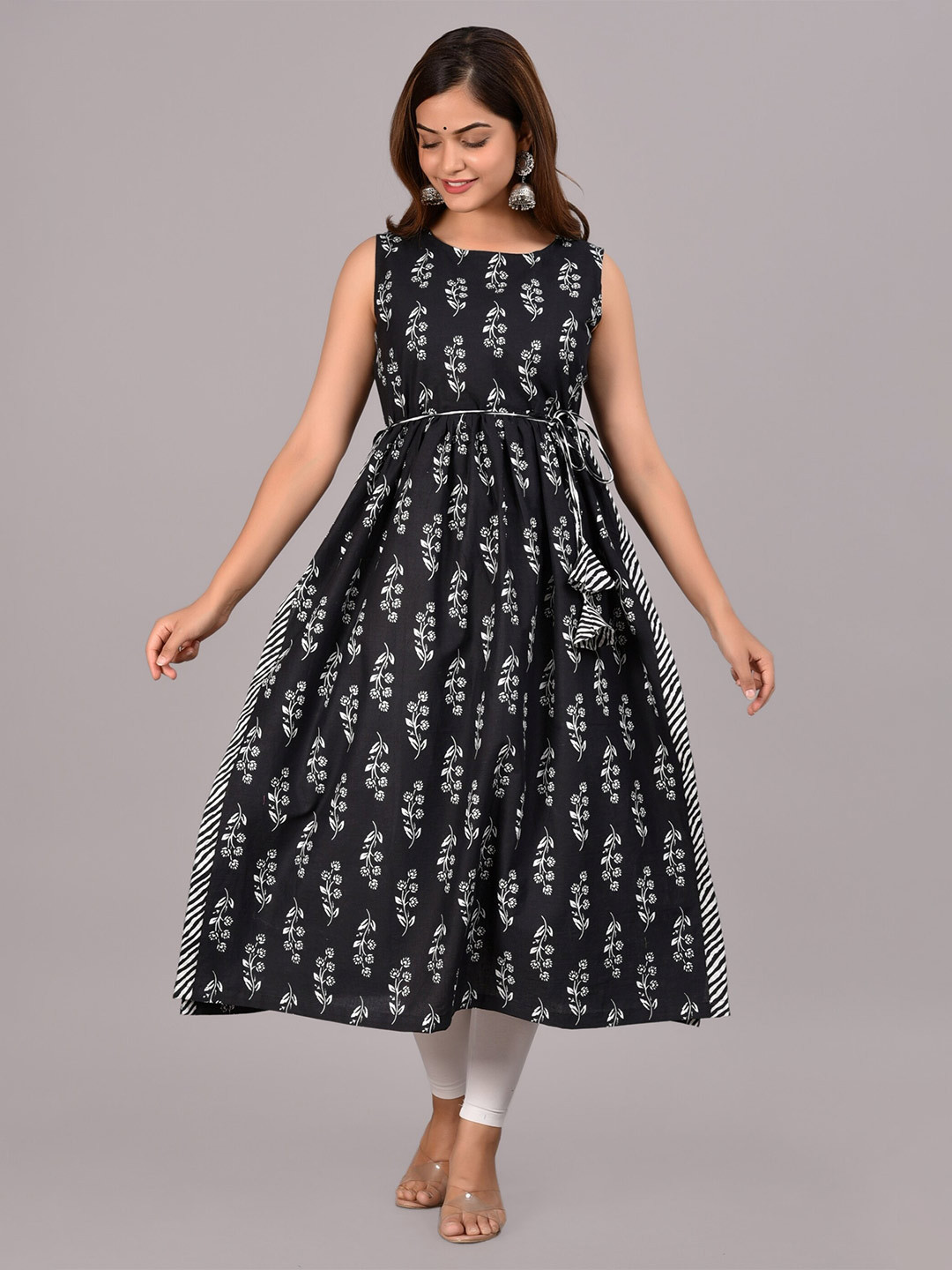 SkyaSia Floral Printed Sleeveless Pure Cotton Kurta