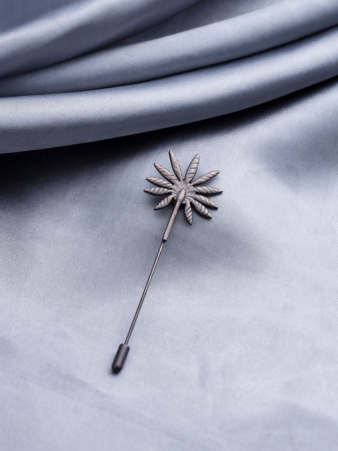 COSA NOSTRAA Men Floral Lapel Pin