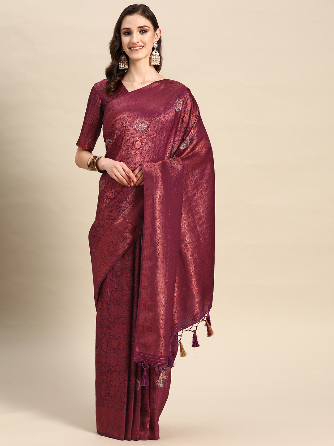 Vardha Maroon Floral Zari Silk Blend Kanjeevaram Saree