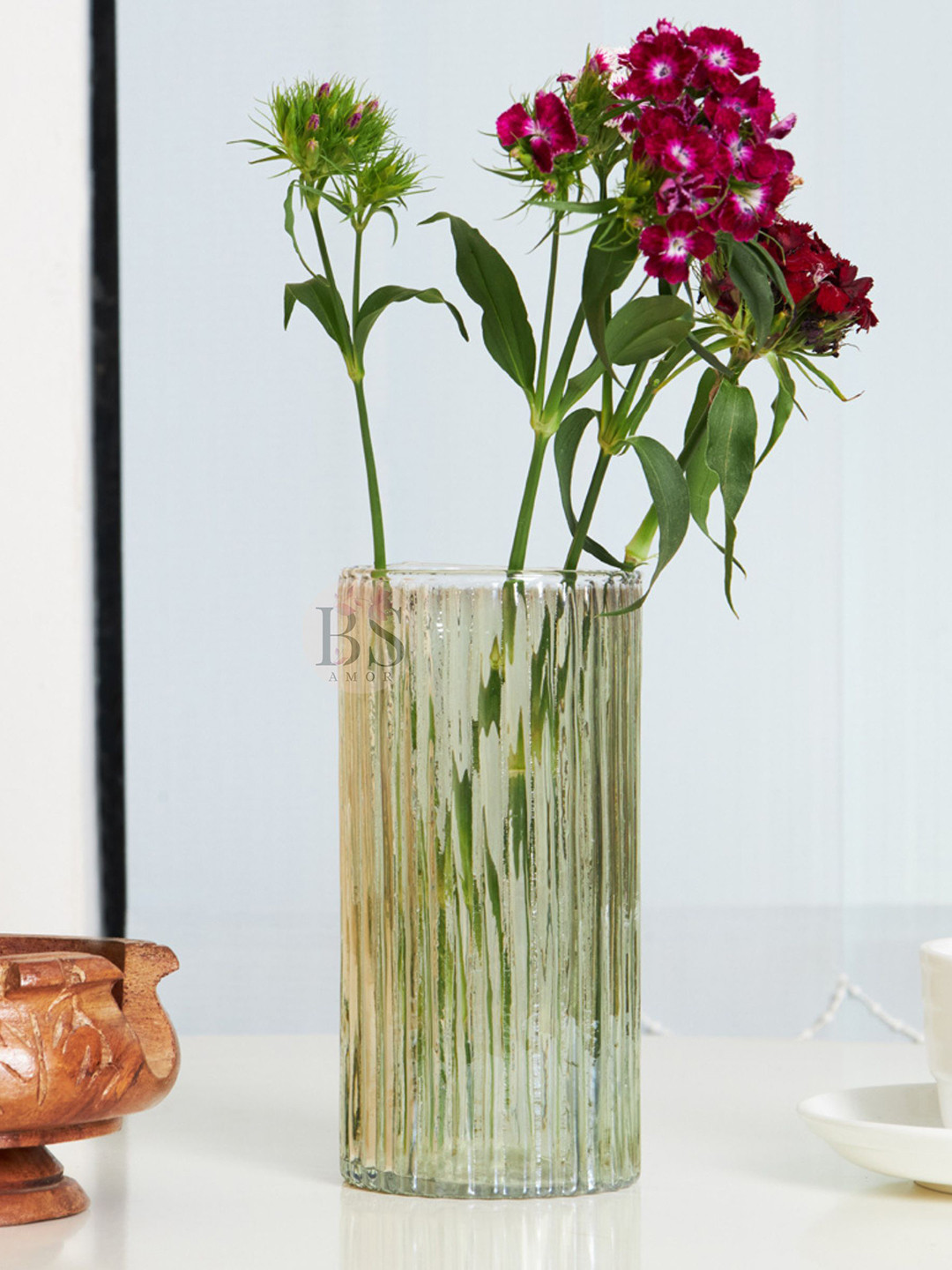 BS AMOR Green Textured Cylindrical Shaped Glass Flower Vase