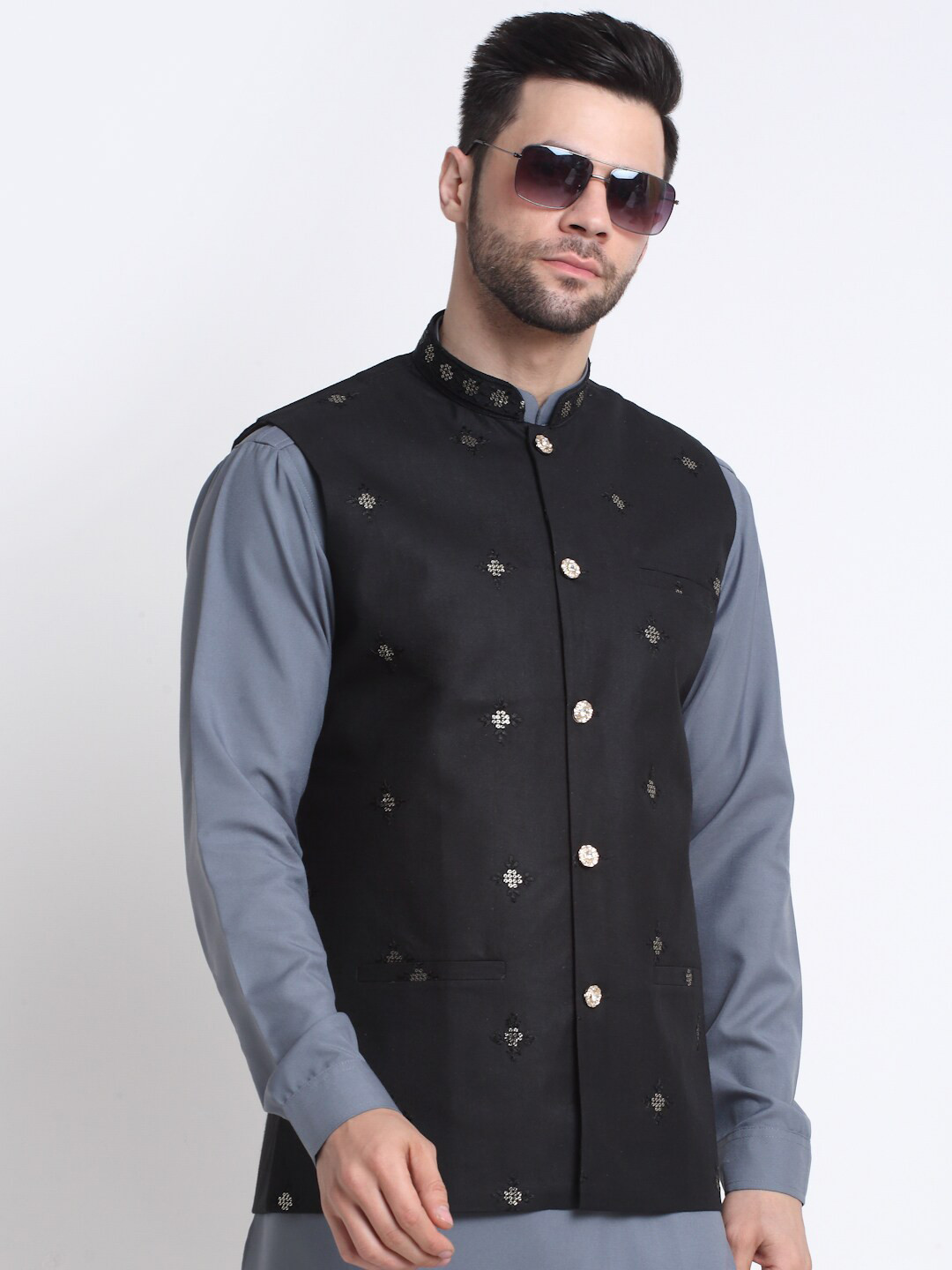 KRAFT INDIA Mandarin Collar Pathani Kurta with Pyjamas & Nehru Jacket