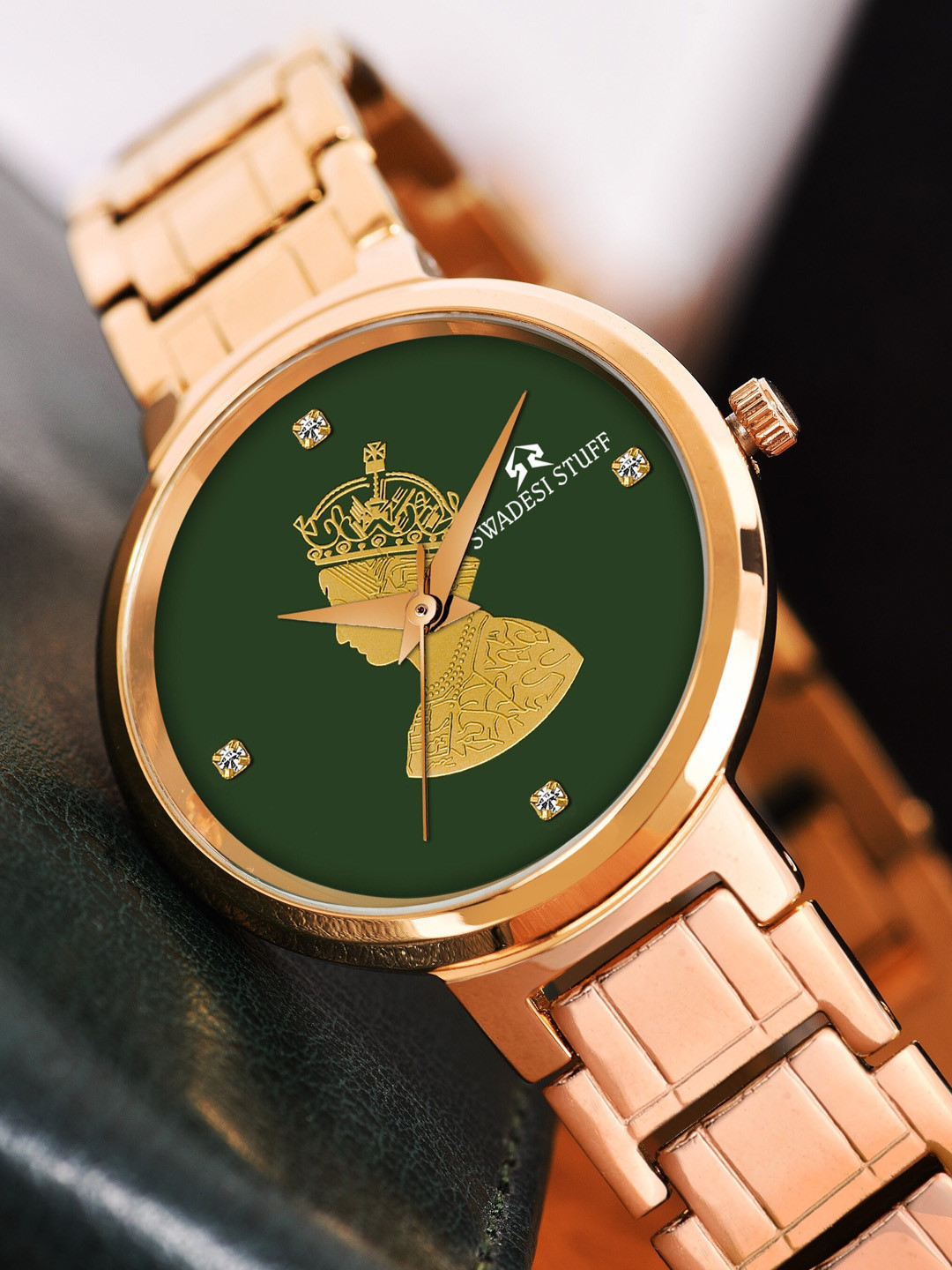 SWADESI STUFF Women Embellished Dial & Stainless Steel Straps Analogue Watch SF0501