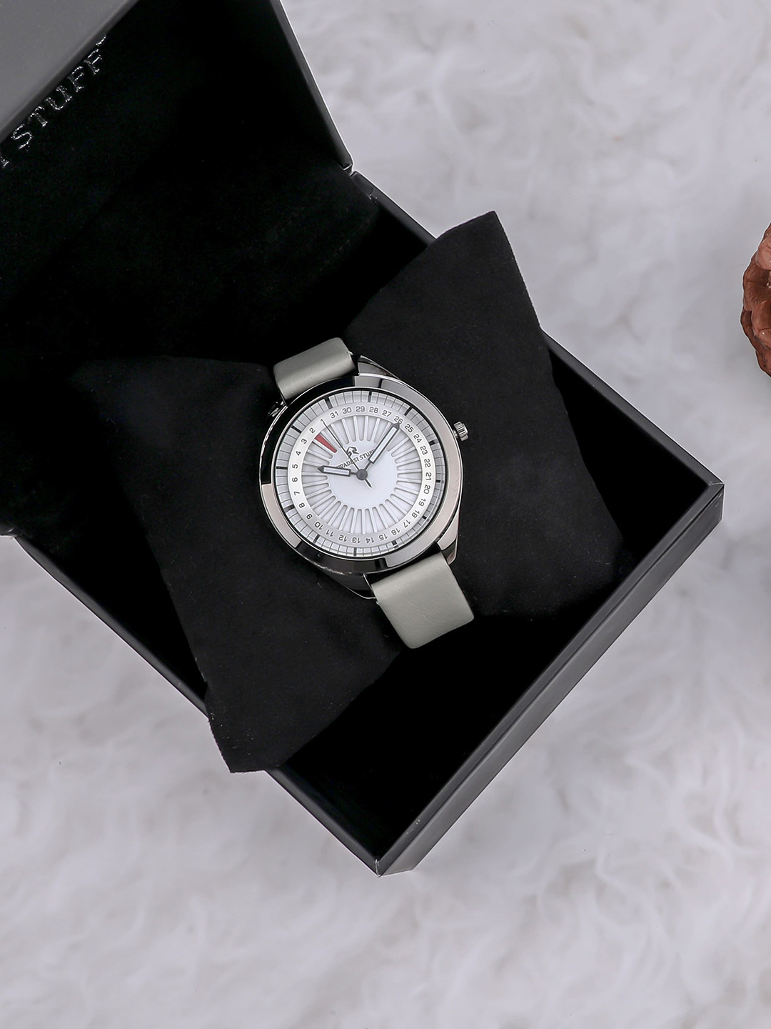 SWADESI STUFF Men Leather Straps Analogue Watch SF0504