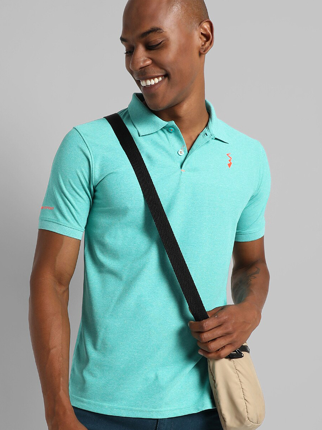 Campus Sutra Polo Collar Outdoor T-shirt