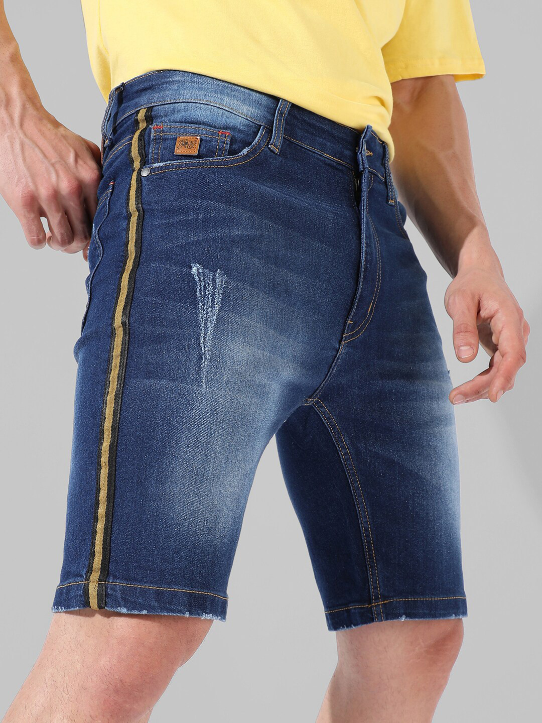 Campus Sutra Men Mid-Rise Denim Outdoor Shorts