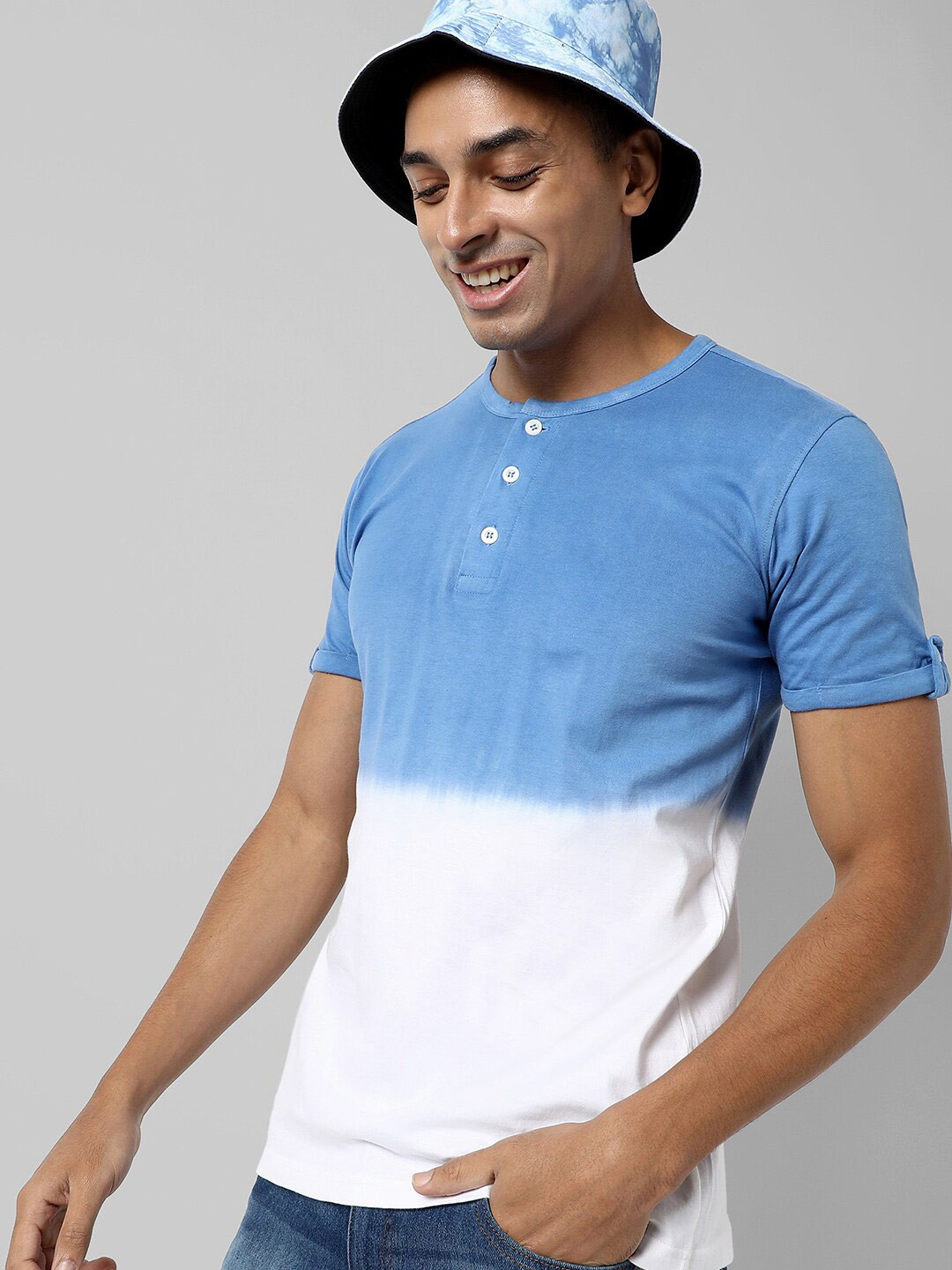 Campus Sutra Tie & Dye Henley Neck Cotton T-shirt