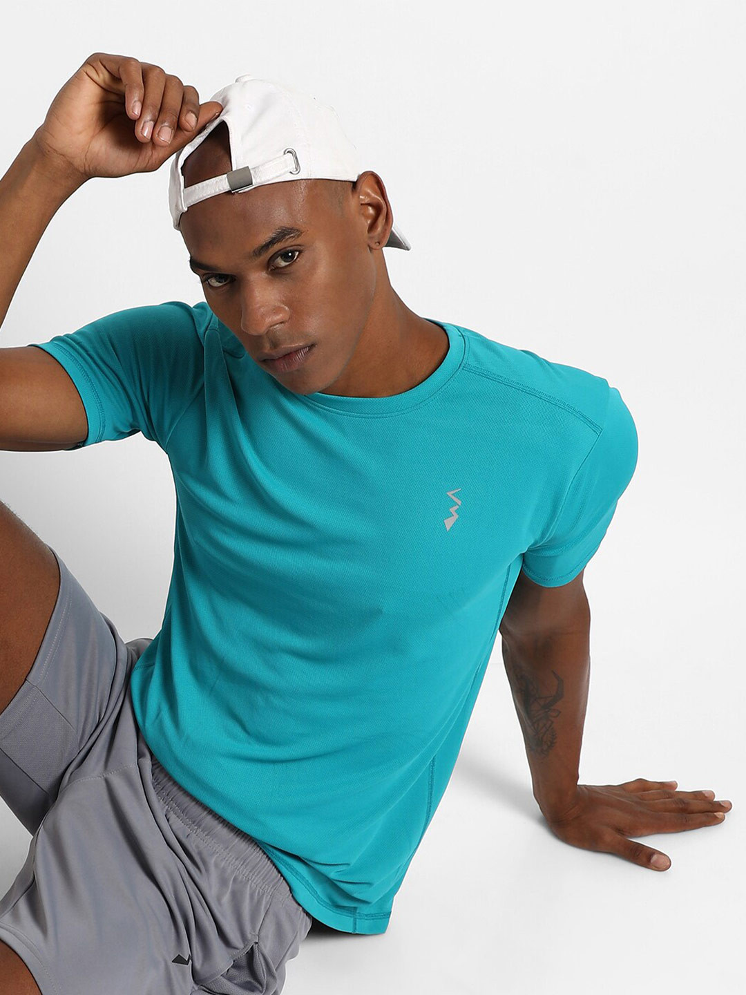 Campus Sutra Round Neck Training or Gym T-shirt