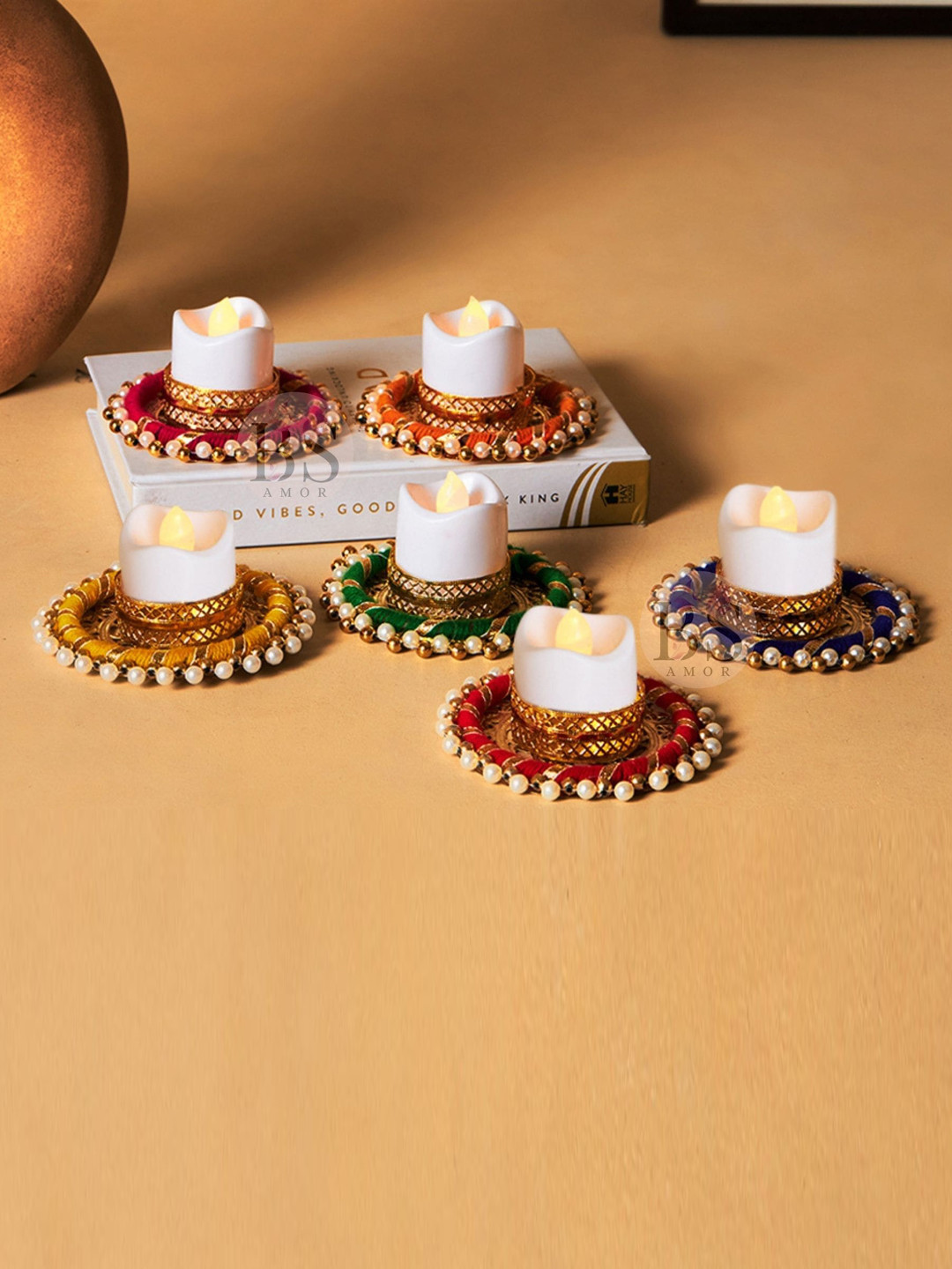 BS AMOR White & Gold Toned 6 Pieces Tea-Light Holders