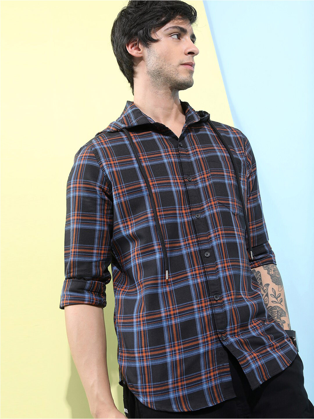 HIGHLANDER Slim Fit Tartan Checks Casual Shirt