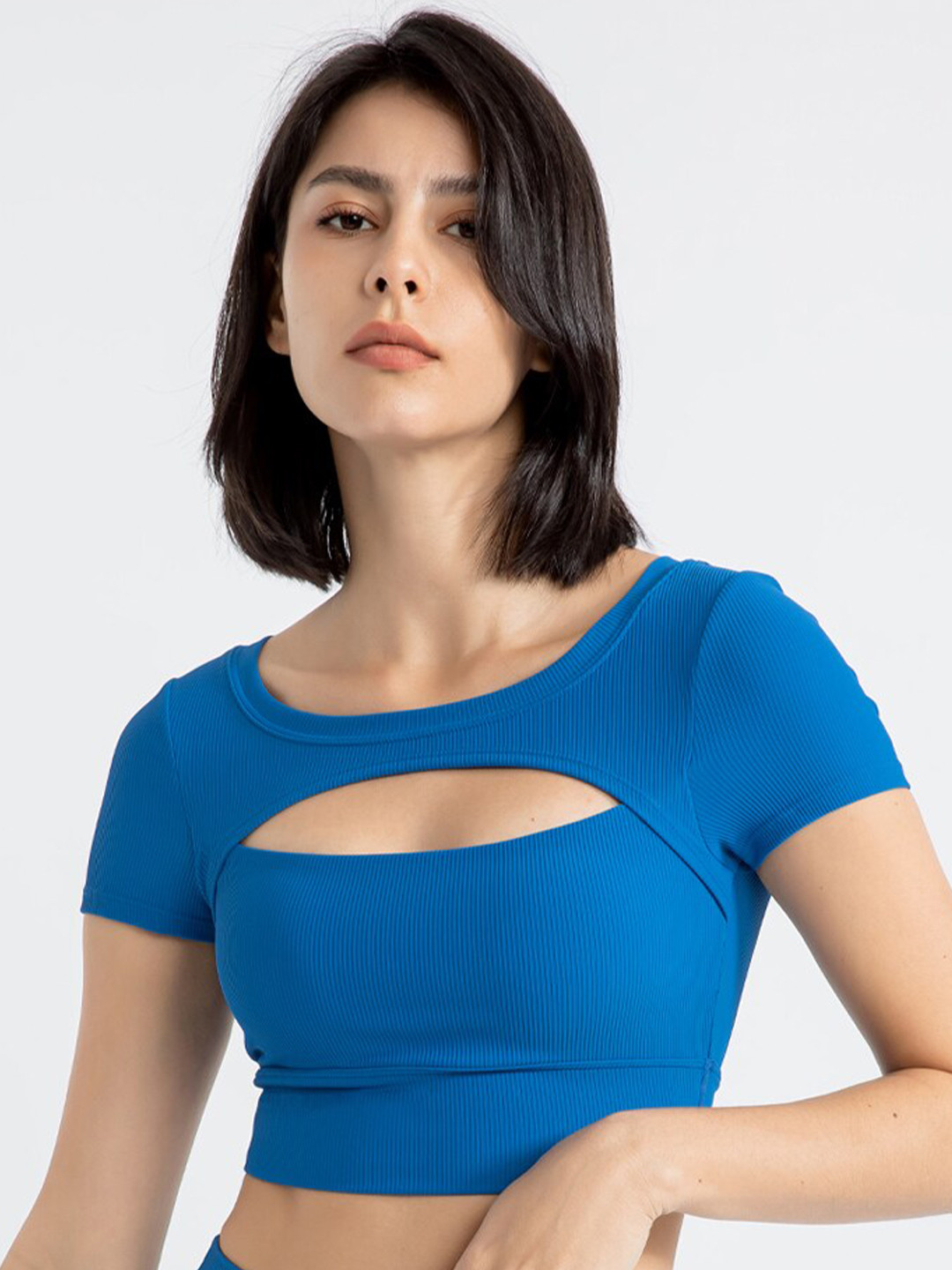 JC Collection Short Sleeves Cut-Out Fitted Sports Crop Top