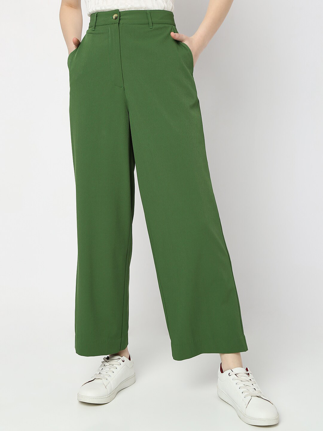 Vero Moda Women Straight Fit High-Rise Chinos Trousers
