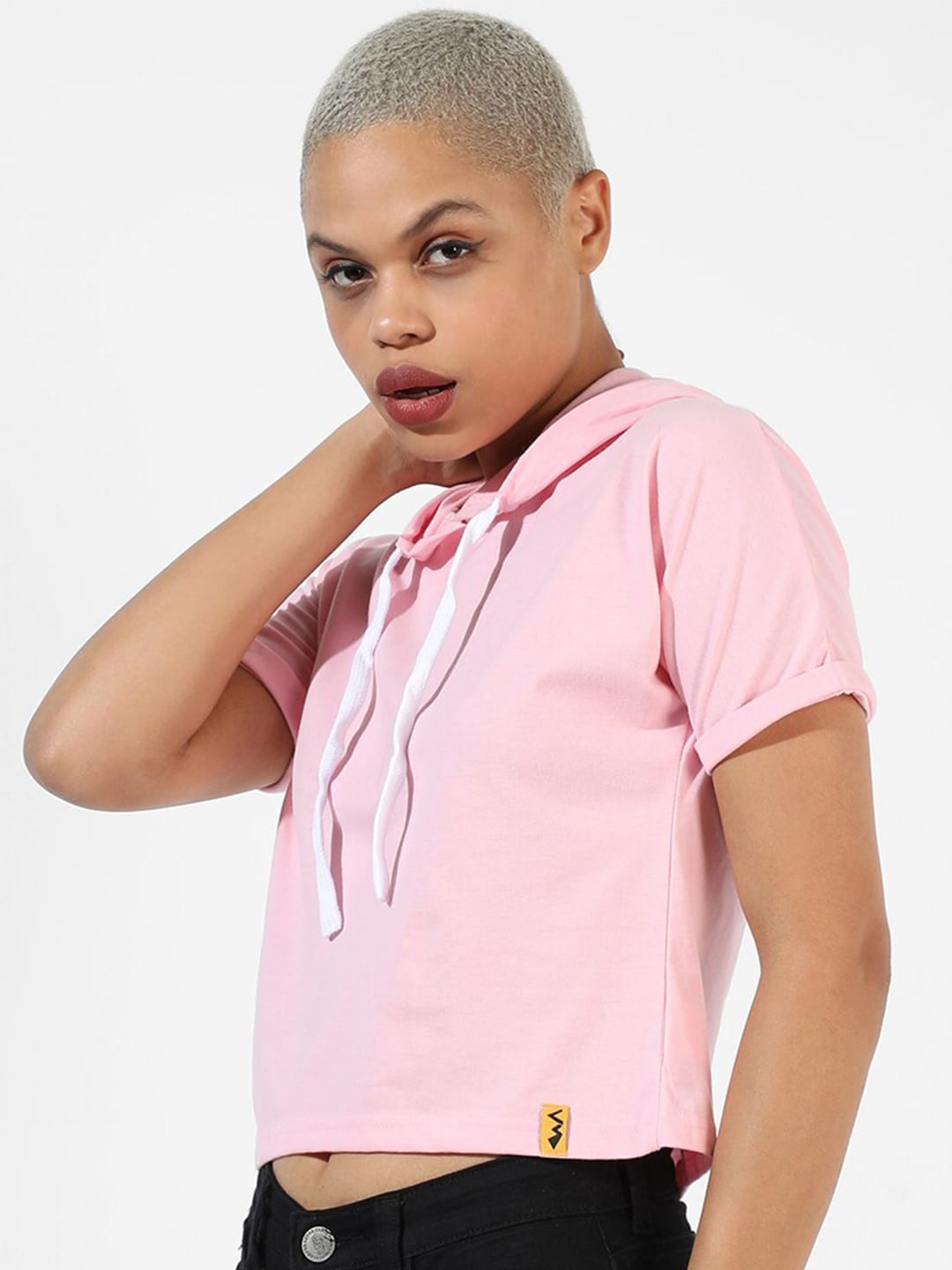 Campus Sutra Hooded Extended Sleeves Cotton Crop Top