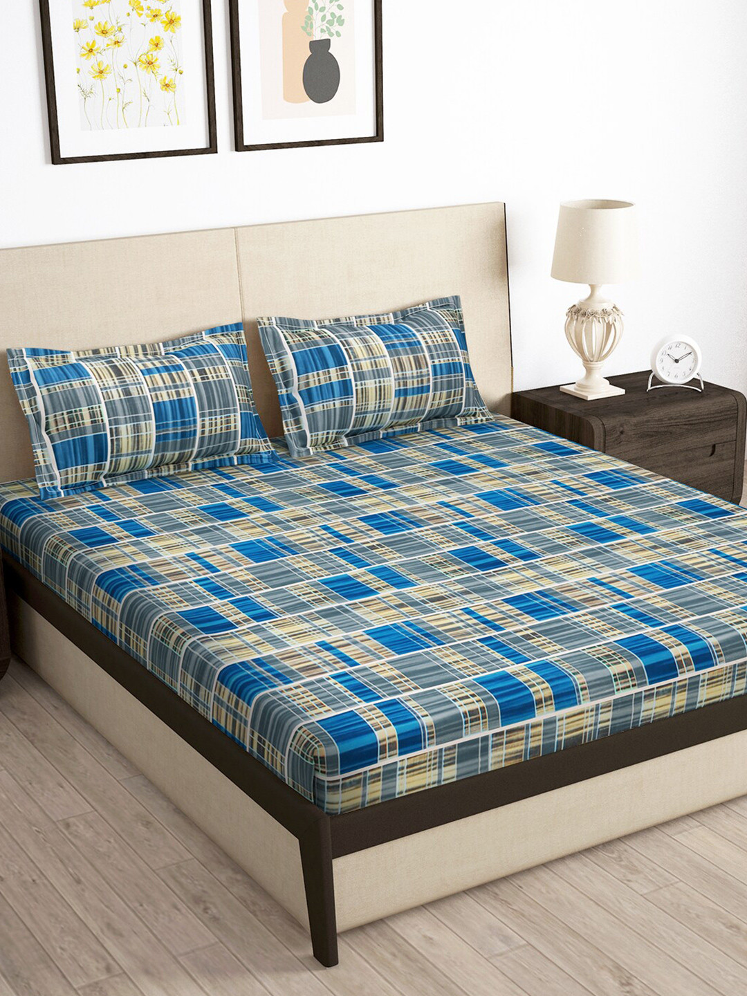 Story@home Arena Grey Geometric Polyester 180 TC Queen Bedsheet with 2 Pillow Covers-225 x 250 cm