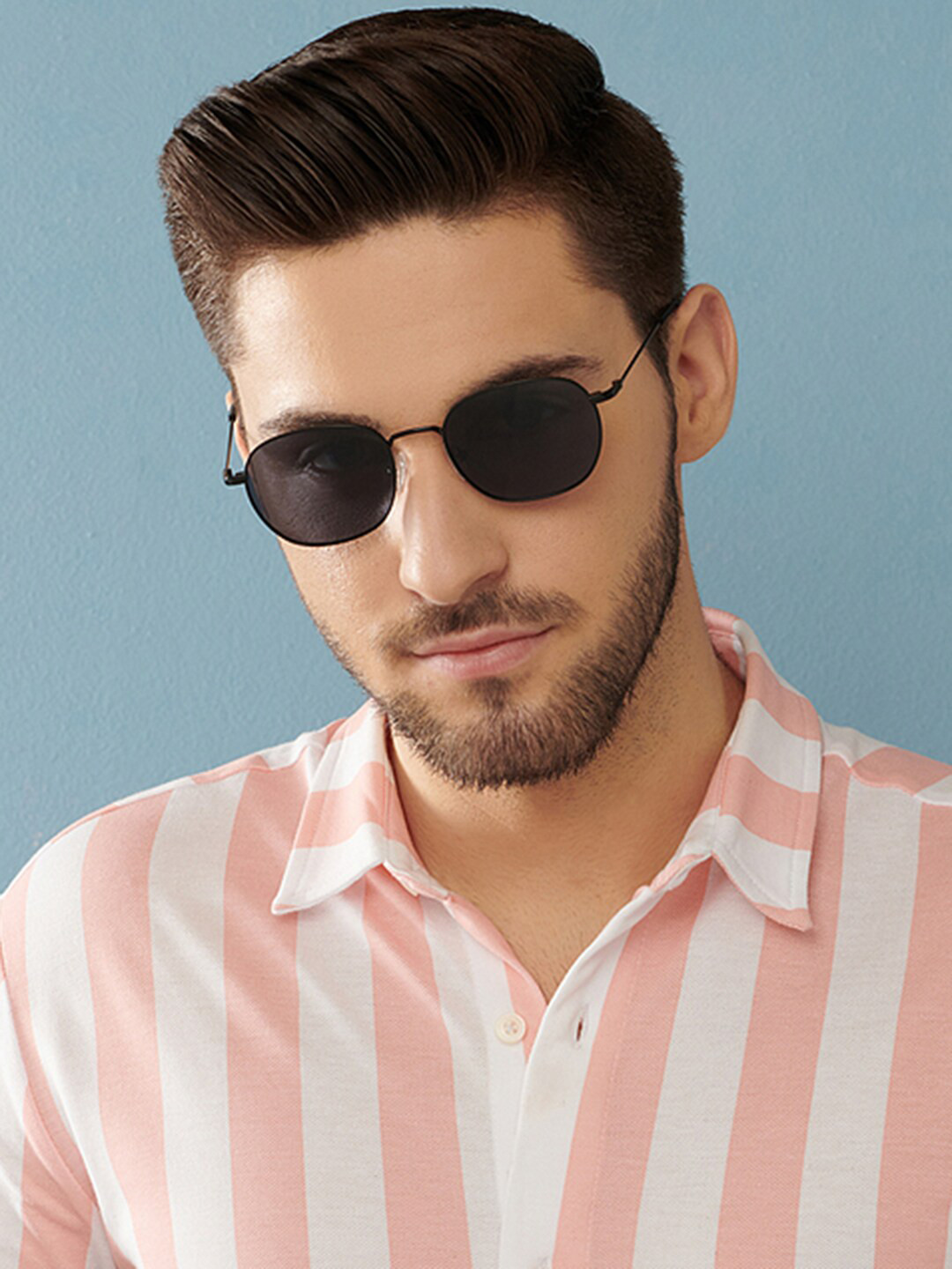 Vincent Chase by Lenskart Lens & Round Sunglasses with Polarised and UV Protected Lens 138476