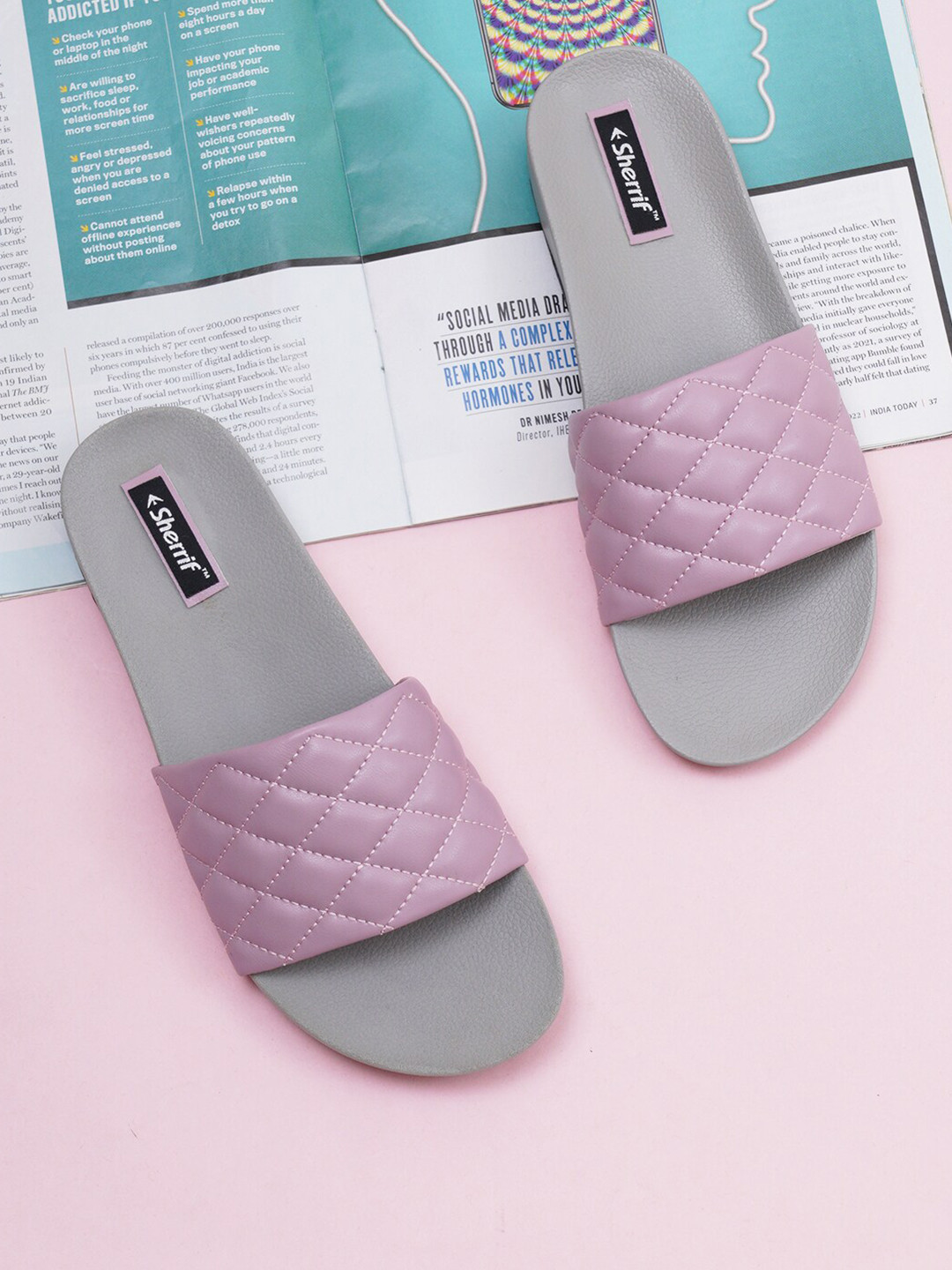 Sherrif Shoes Women Self Design Casual Sliders