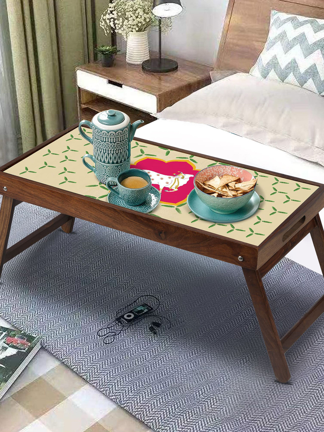 GLOBALLY INDIAN Pink & Brown Printed Foldable Breakfast Table Cum Serving Tray