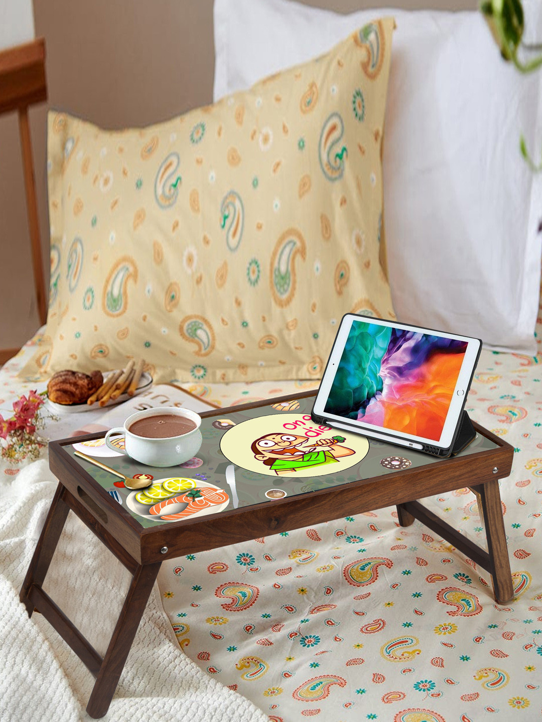 GLOBALLY INDIAN Grey & Brown Printed Foldable Breakfast Table Cum Serving Tray