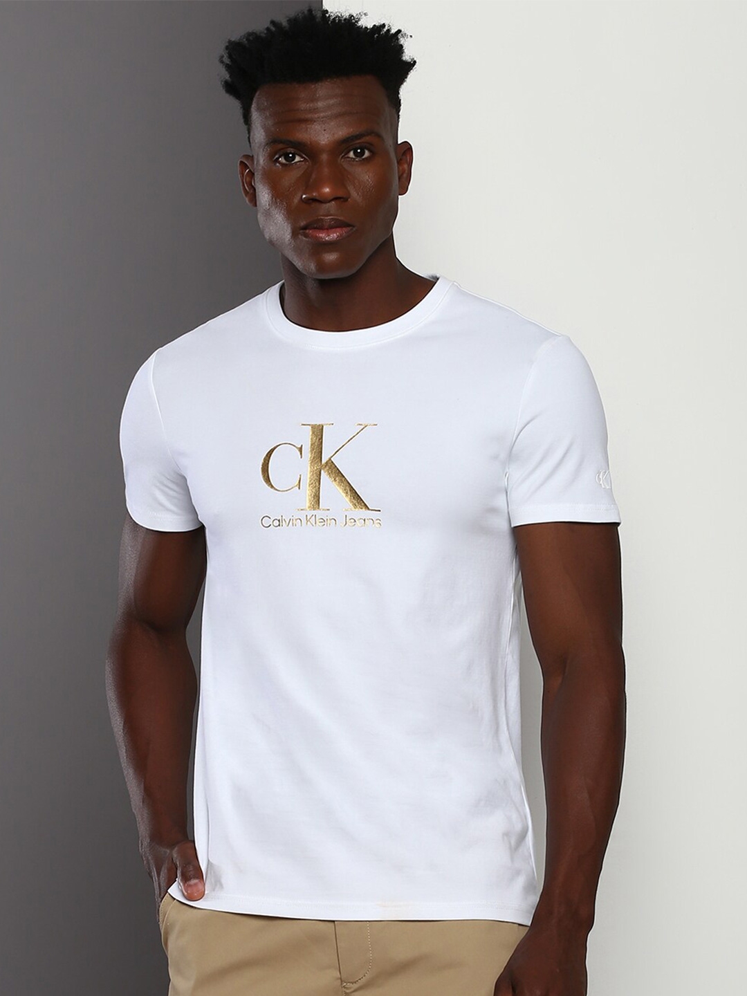Calvin klein t shirt gold deals