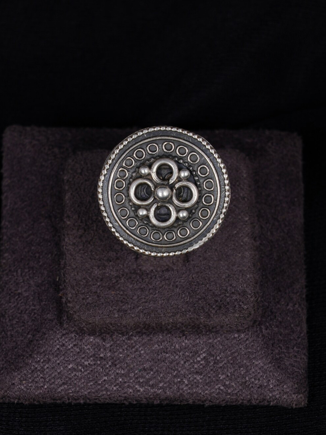 Shyle 925 Sterling Silver Silver Plated Tribal Inspired Adjustable Finger Ring