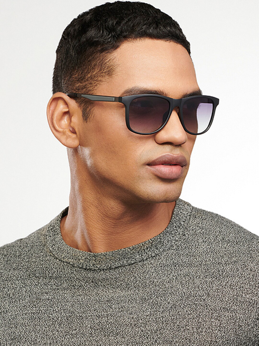 Vincent Chase by Lenskart Lens & Wayfarer Sunglasses with Polarised and UV Protected Lens 204832