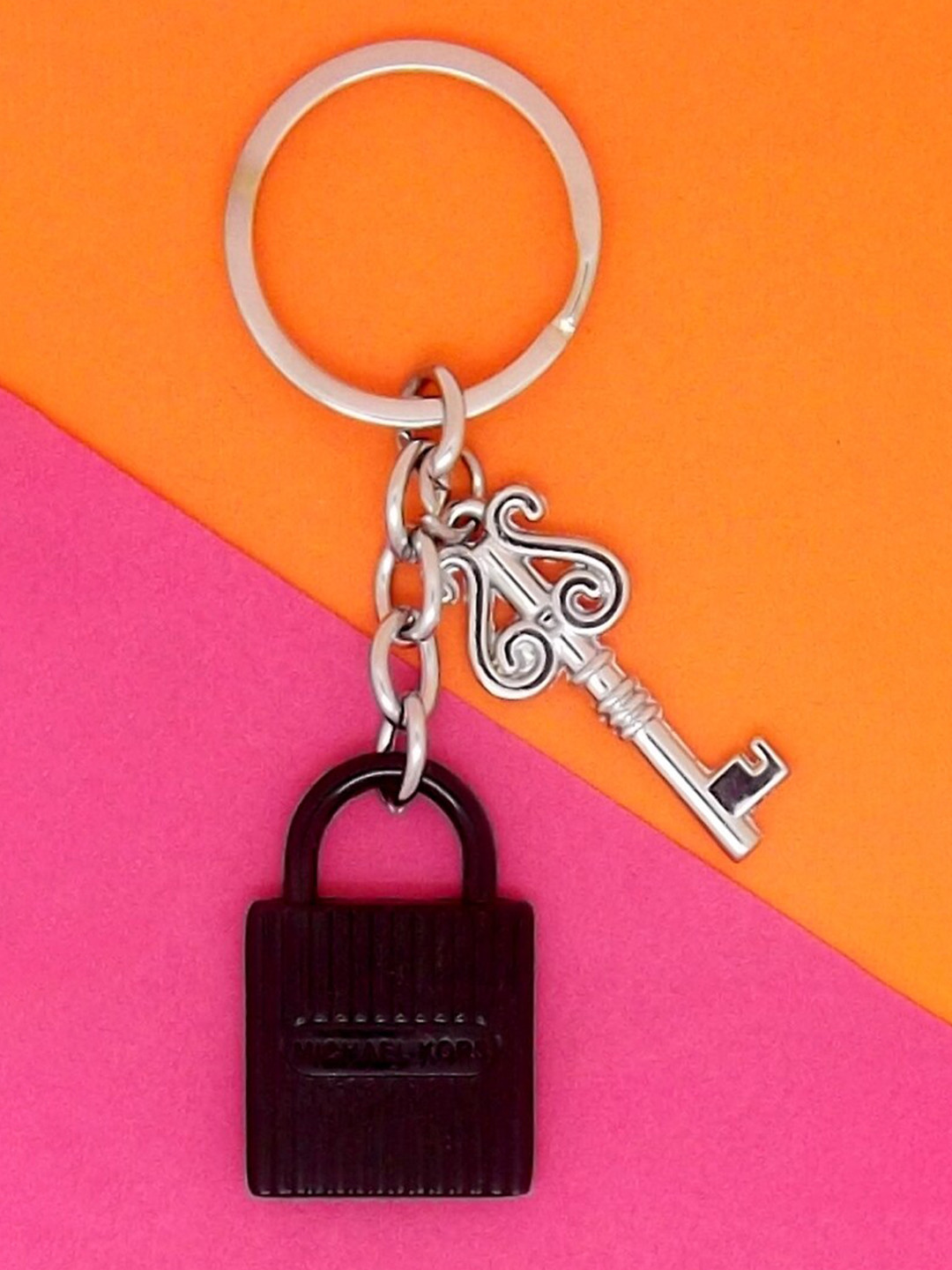 FEMMIBELLA Lock & Key Anti Scratch Keychain Keyring